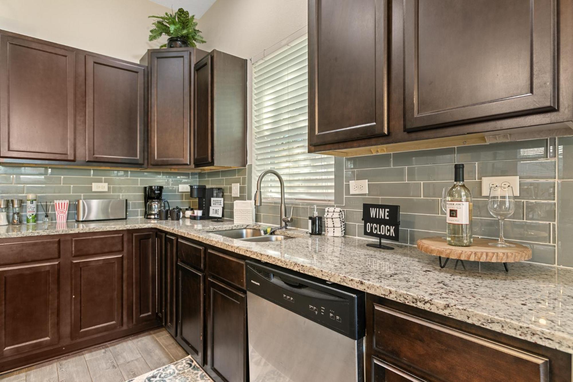 הוילה ג'קסונוויל ביץ' 3 Minutes To Beach, 9 Minutes To Mayo Clinic, King Bed, Sleeps 8 מראה חיצוני תמונה